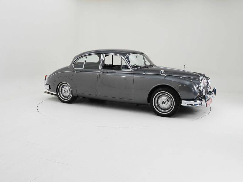 Bild 3/15 von Daimler 2,5 Liter V8 (1963)