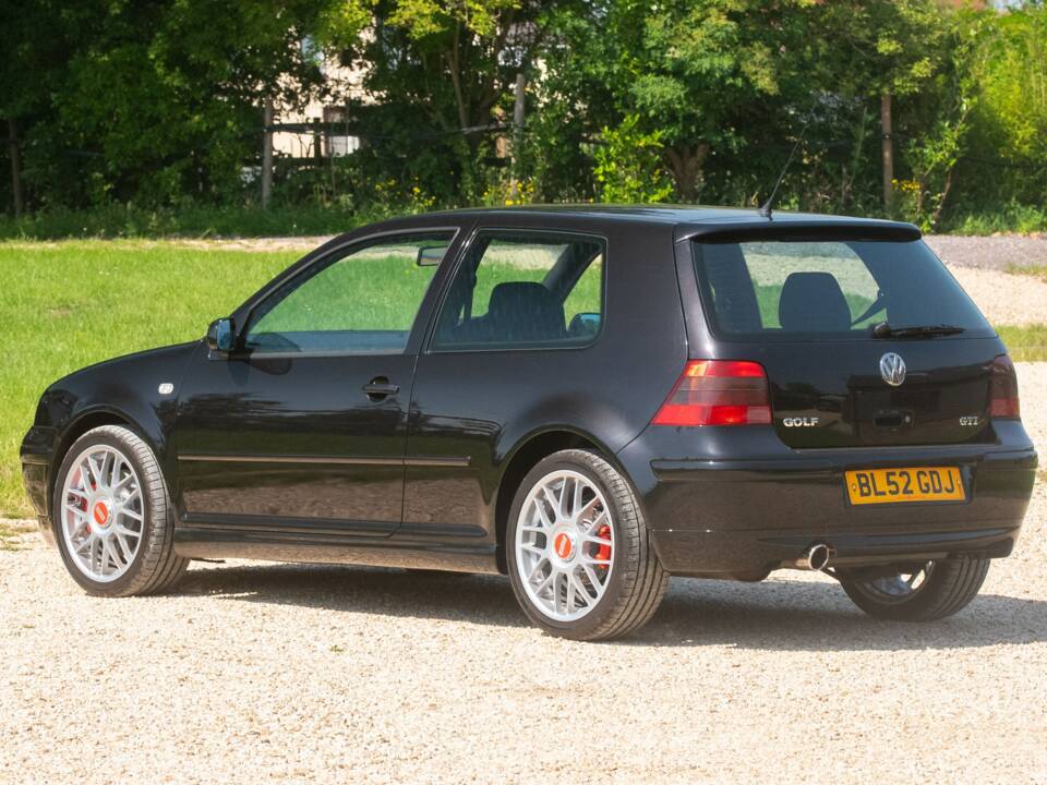 Image 3/50 of Volkswagen Golf IV 1.8T GTI (2002)