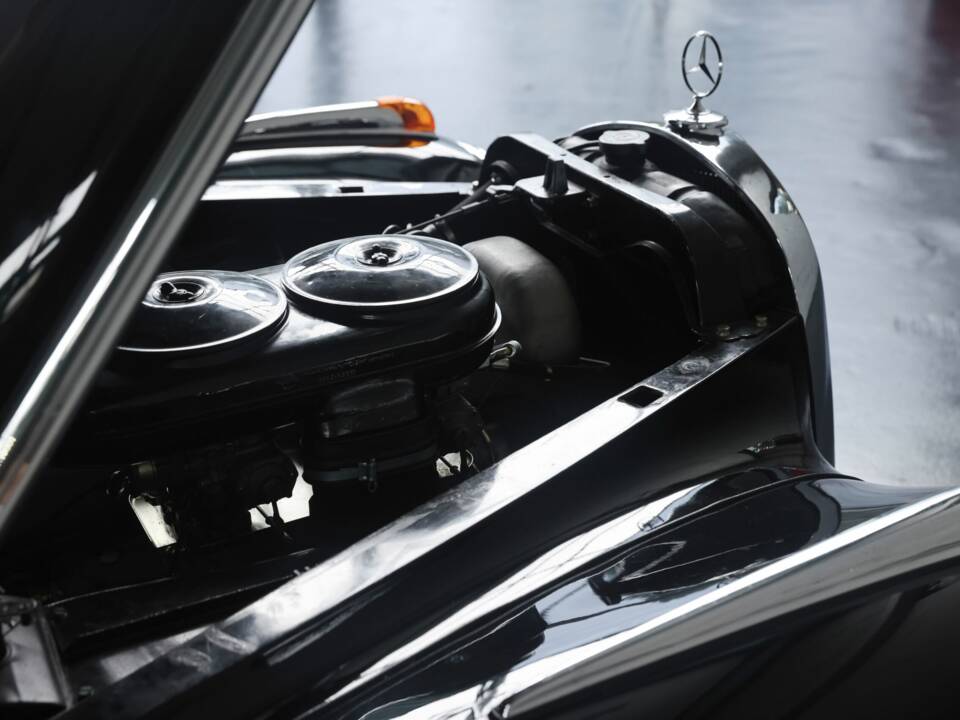 Image 45/50 de Mercedes-Benz 300 c (1956)
