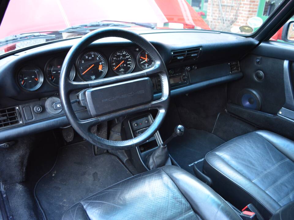 Bild 10/15 von Porsche 911 Carrera 3.2 (1987)