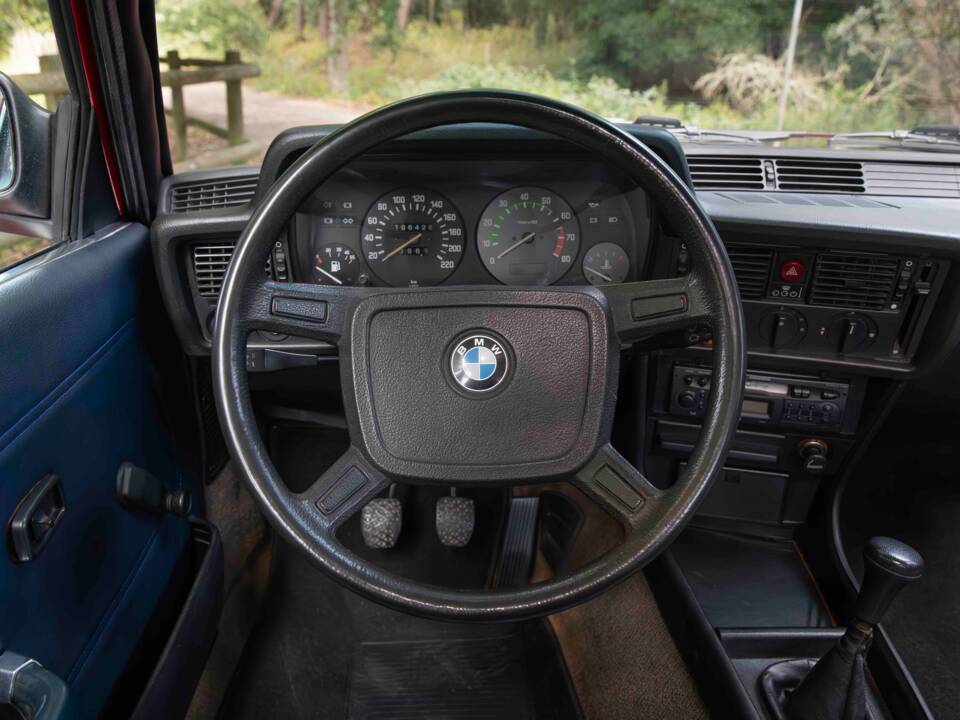 Imagen 40/56 de BMW 323i (1979)