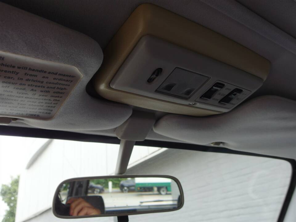 Bild 59/97 von Toyota Land Cruiser FJ80 (1992)