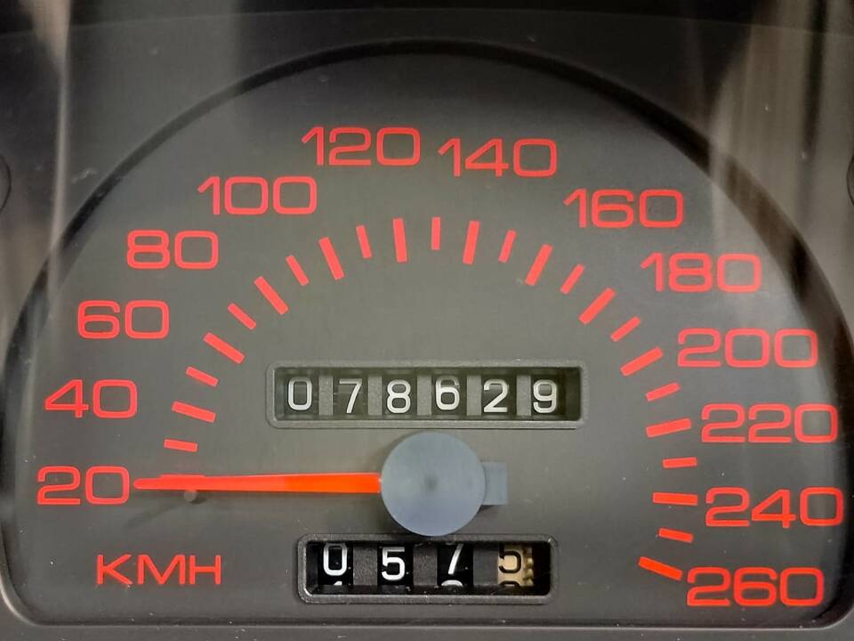 Image 22/46 of Lotus Elan SE (1992)