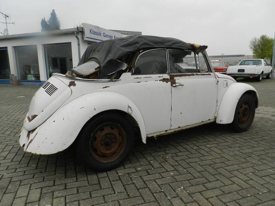 Image 40/51 of Volkswagen Beetle 1500 (1968)