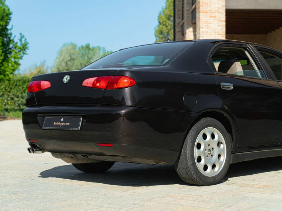 Image 17/47 of Alfa Romeo 166 2.5i V6 24V (2000)