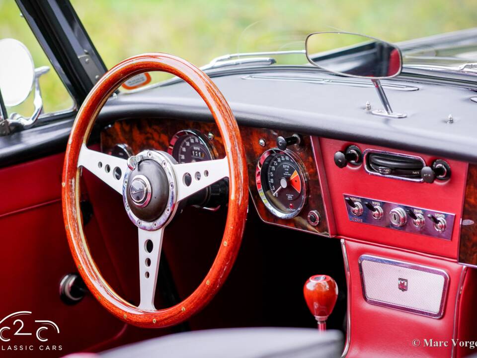 Image 27/51 of Austin-Healey 3000 Mk III (BJ8) (1967)