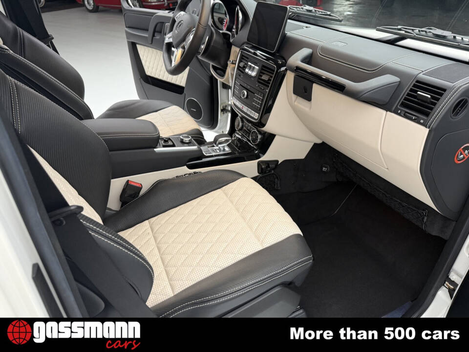 Image 14/15 of Mercedes-Benz G 63 AMG (LWB) (2018)