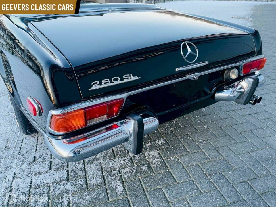 Image 9/20 de Mercedes-Benz 280 SL (1970)