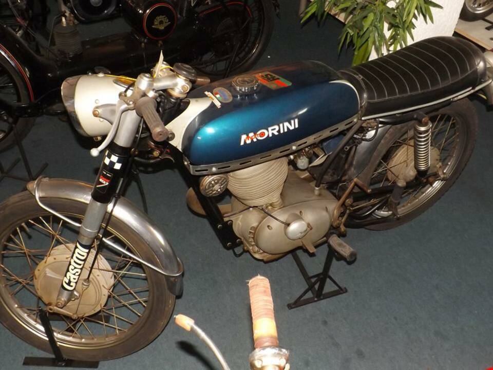 Bild 1/30 von Moto Morini 175 Turismo (1962)