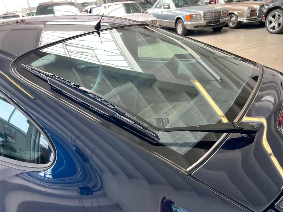 Image 39/44 de Porsche 911 Carrera (2000)