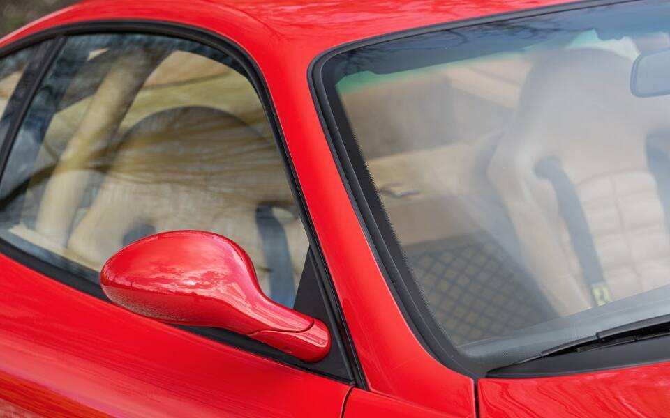 Bild 21/49 von Ferrari 550 Maranello (2000)