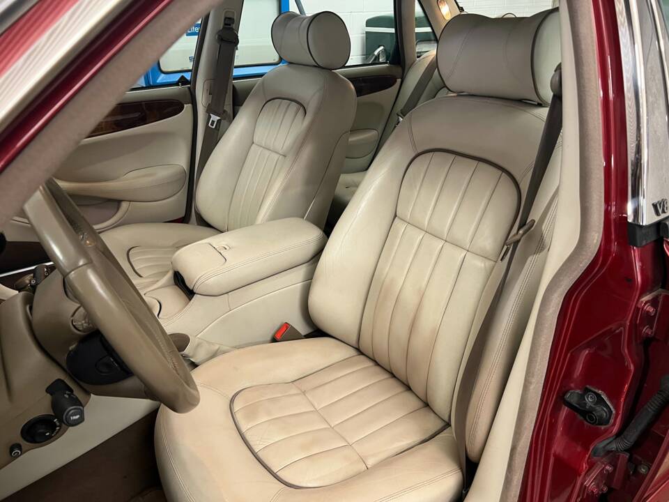 Bild 8/16 von Jaguar XJ 8 4.0 Executive (2000)