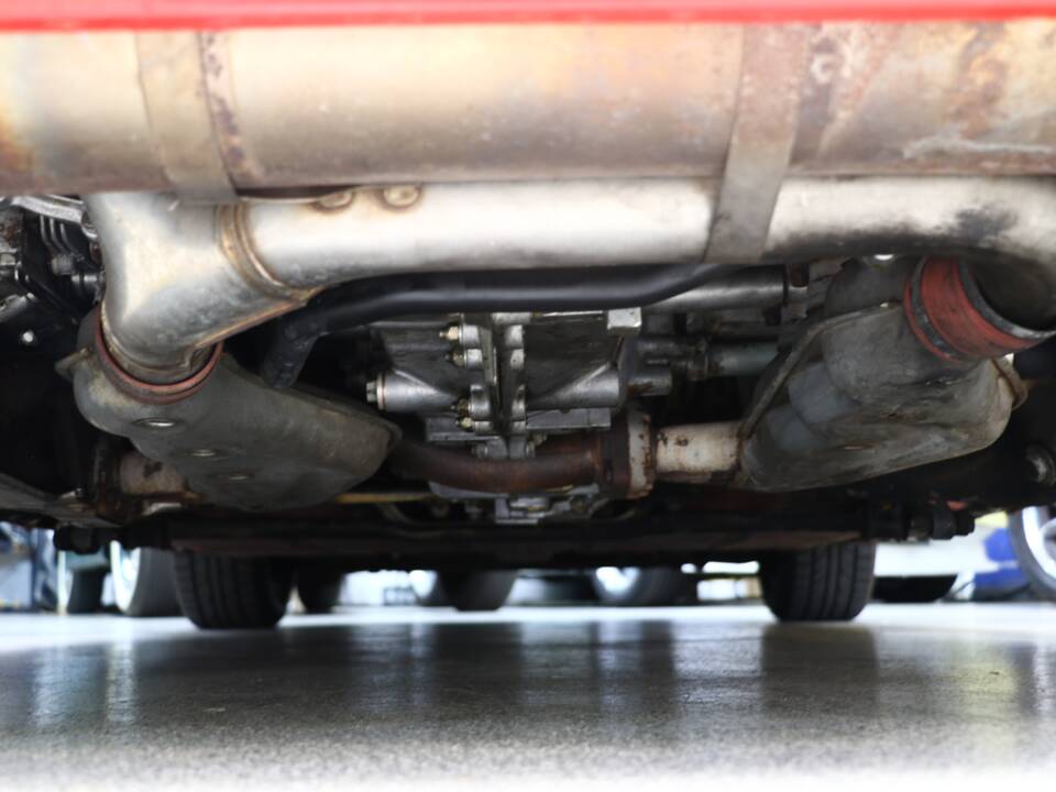 Image 40/47 of Porsche 911 Carrera 3.2 (1989)