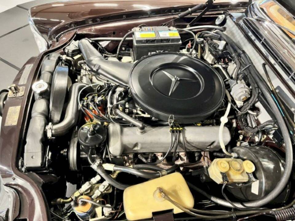 Bild 28/36 von Mercedes-Benz 280 SE 3,5 (1970)