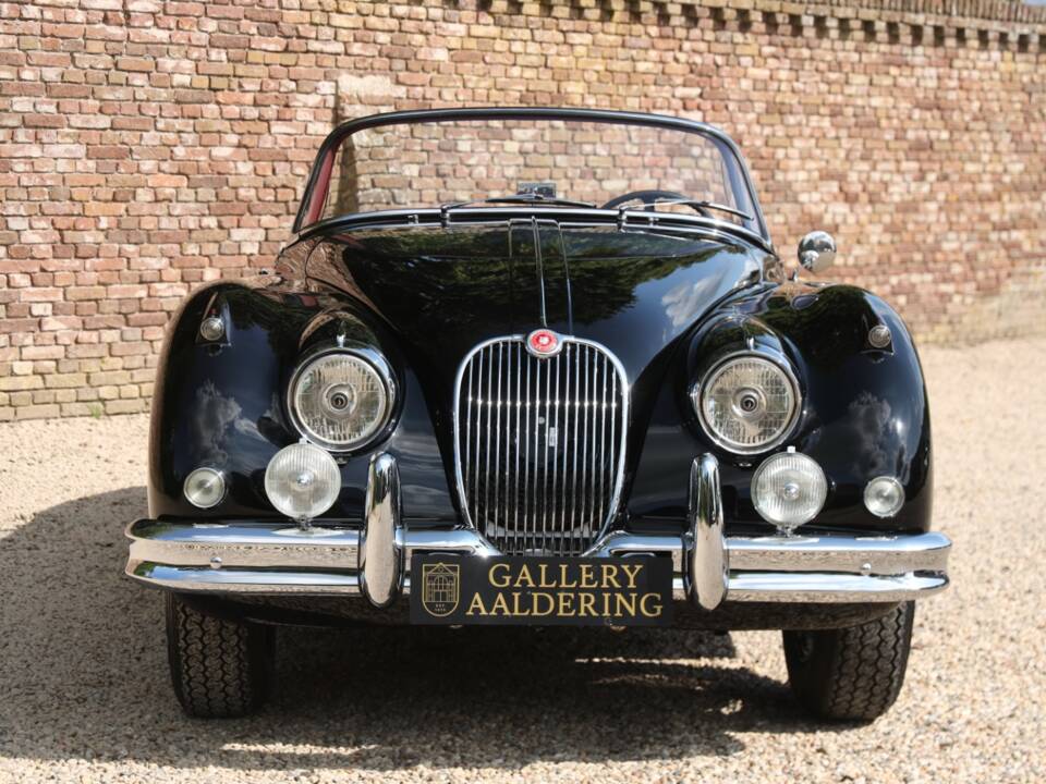 Image 14/50 de Jaguar XK 150 3.4 S OTS (1958)