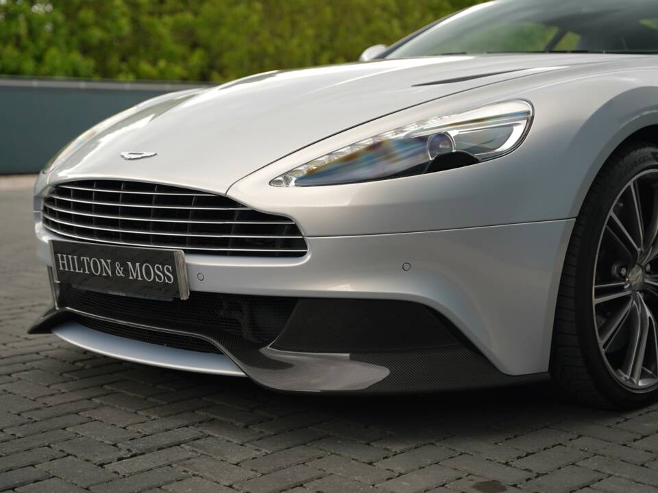 Image 28/50 of Aston Martin Vanquish (2014)
