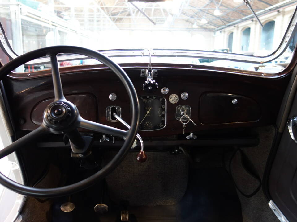 Afbeelding 18/30 van Citroën Traction Avant 7 C (1935)