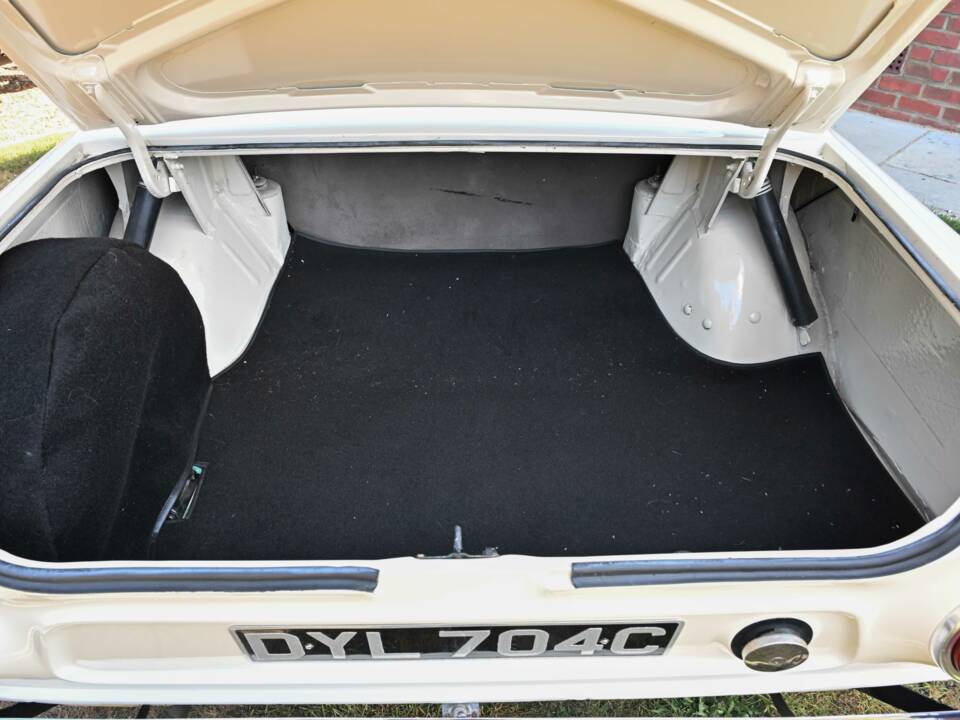 Bild 45/46 von Ford Cortina GT (1965)