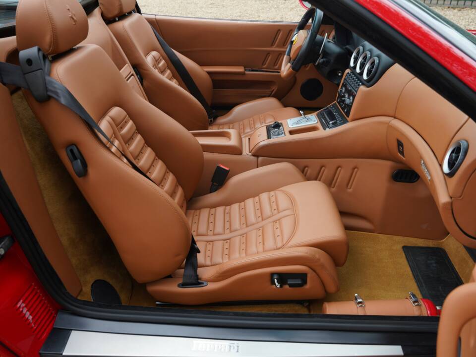 Image 40/50 of Ferrari 575 Superamerica F1 (2006)