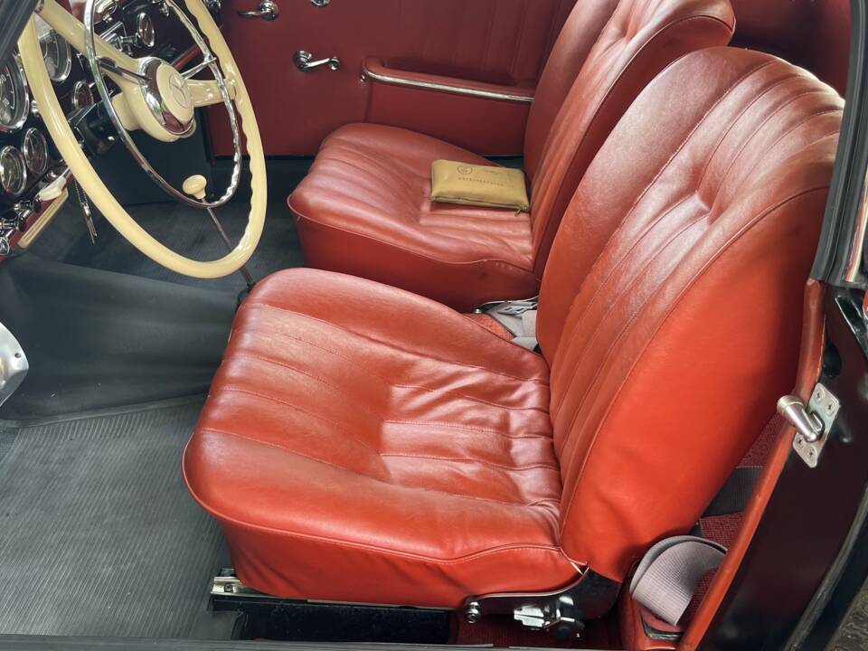 Immagine 2/29 di Mercedes-Benz 190 SL (1959)