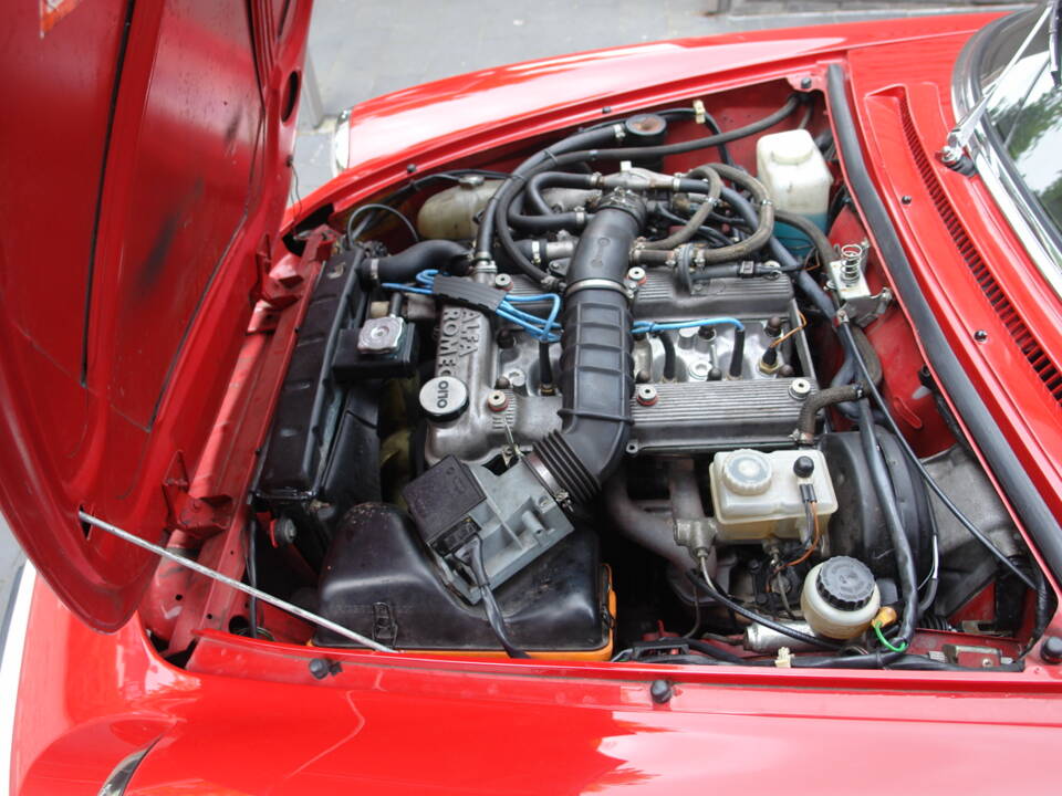 Image 16/16 of Alfa Romeo 2.0 Spider (1989)