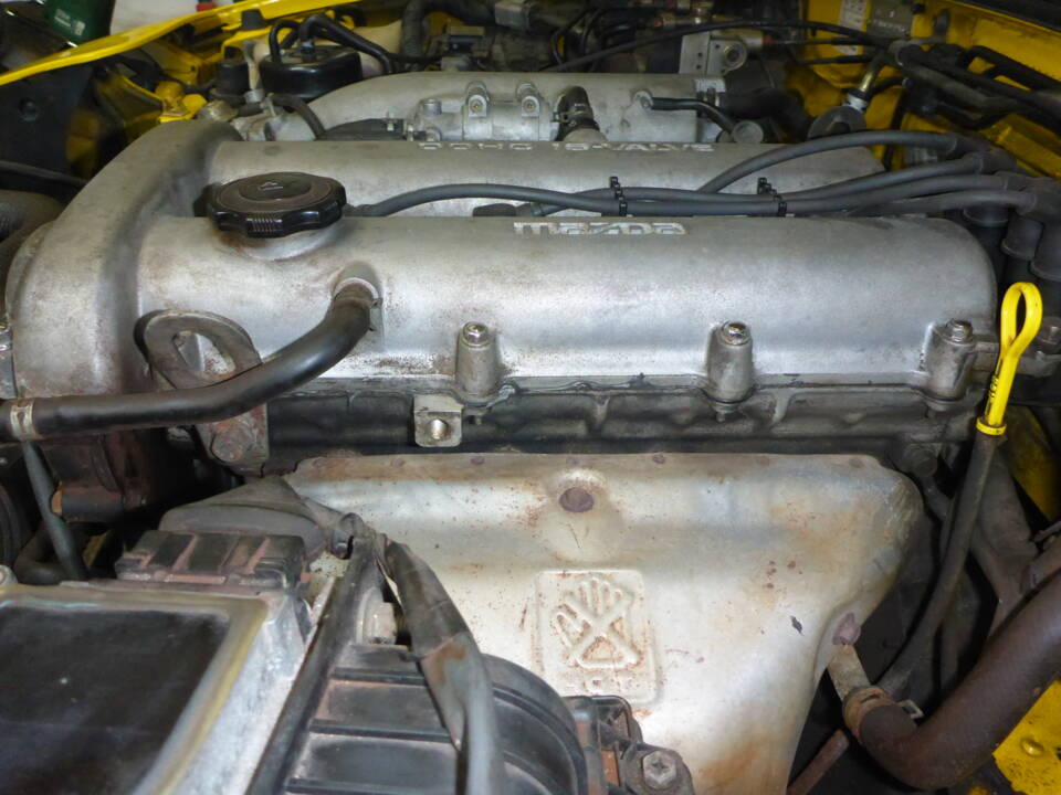 Immagine 43/56 di Mazda MX-5 1.6 (1995)