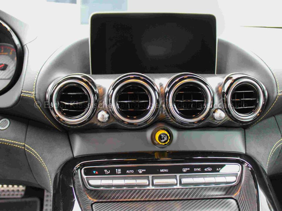 Immagine 31/35 di Mercedes-AMG GT-R (2018)