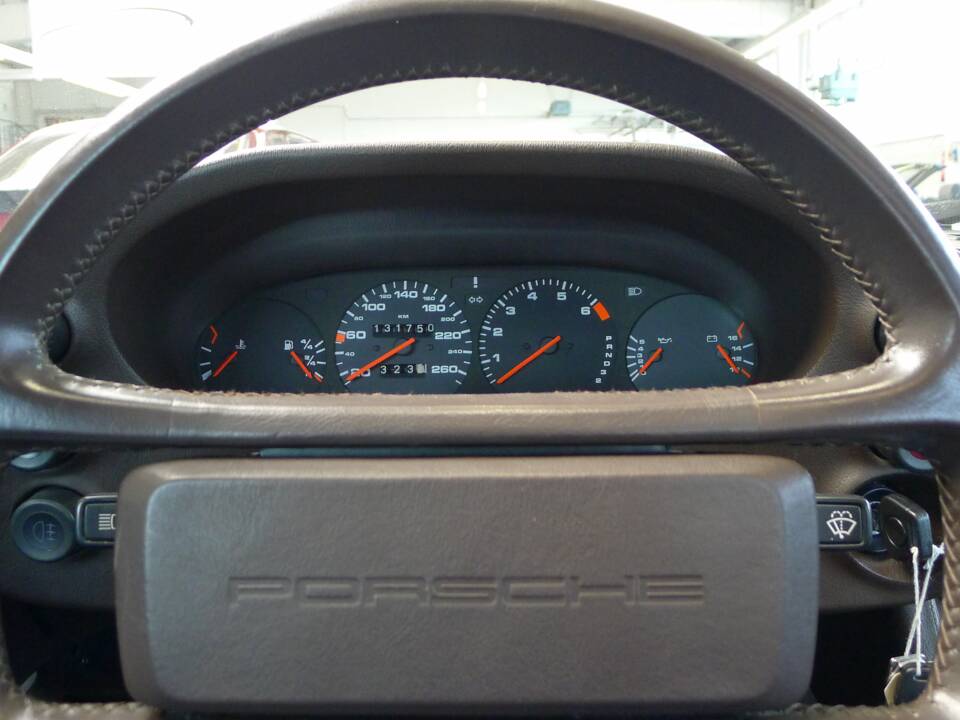 Bild 6/50 von Porsche 928 S (1986)