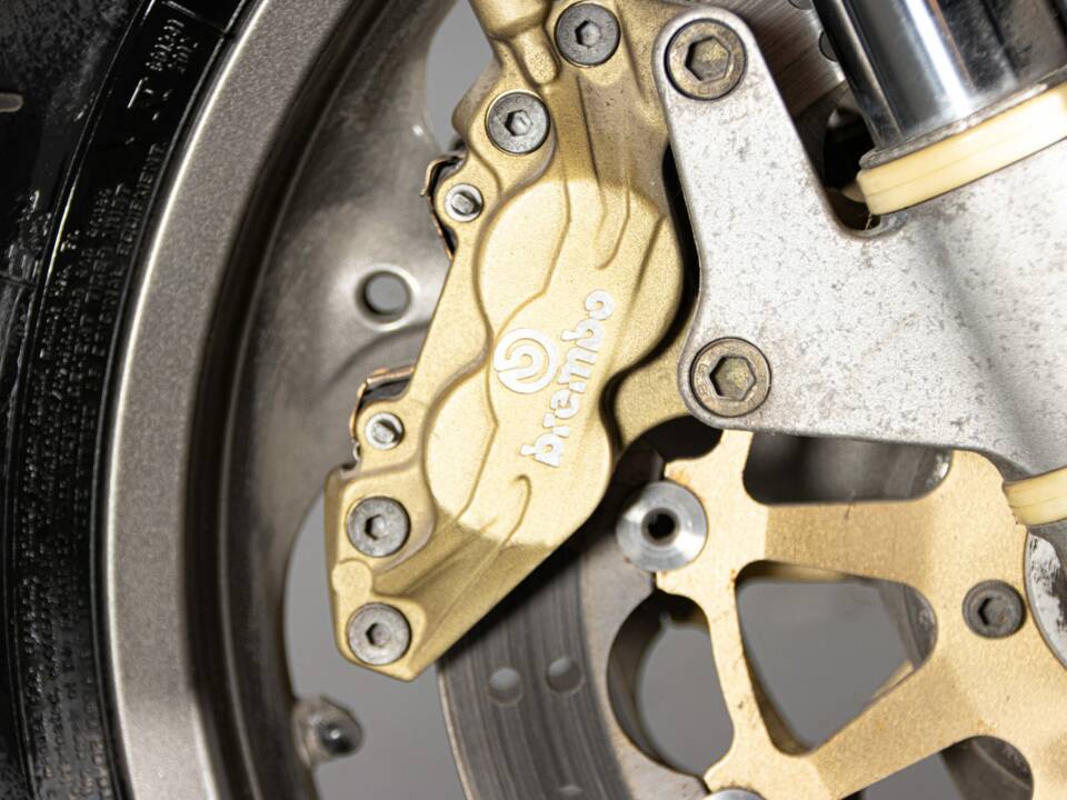 Immagine 10/50 di Ducati 750 SS i.e. (2001)