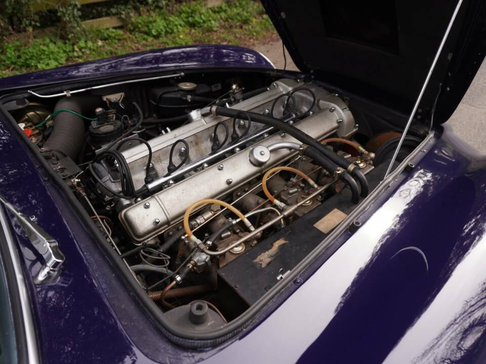 Bild 14/17 von Aston Martin DB 6 Volante (1967)