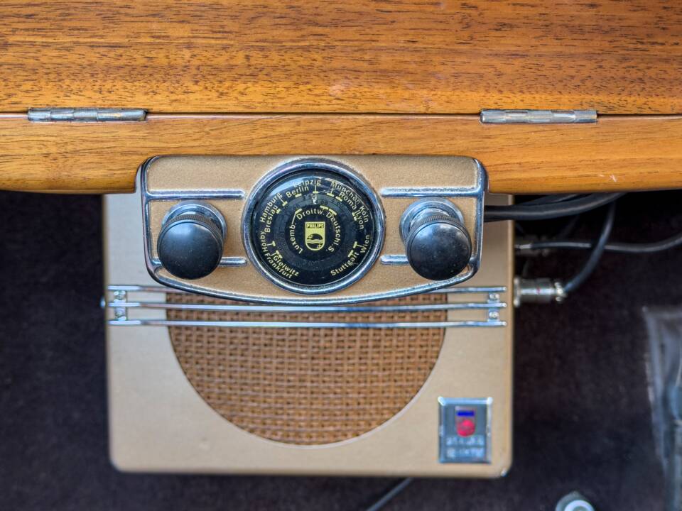 Image 16/21 of Alvis 4.3 Liter Convertible (1938)