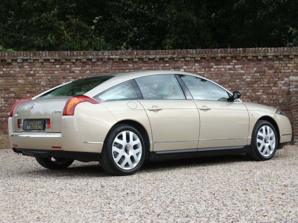 Bild 40/50 von Citroën C6 3.0 V6 (2006)