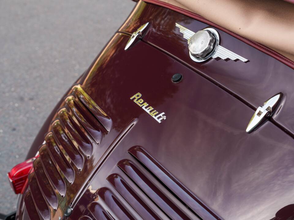 Immagine 20/33 di Renault 4 CV Décapotable (1951)