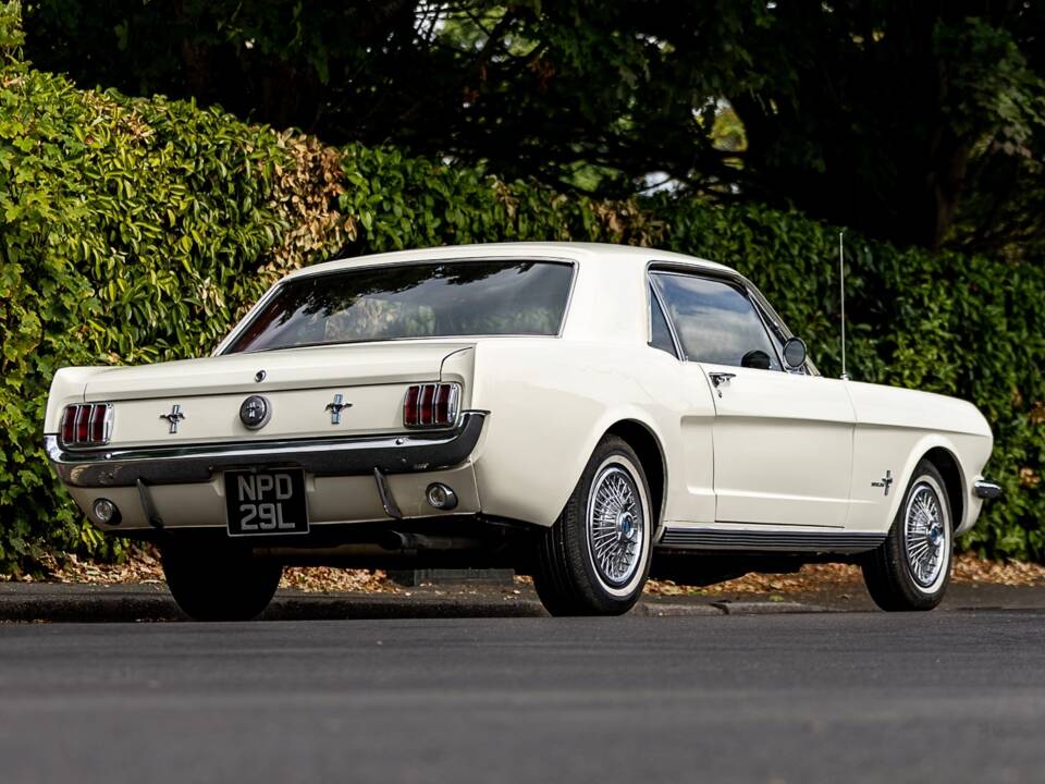 Image 3/50 of Ford Mustang 200 (1966)