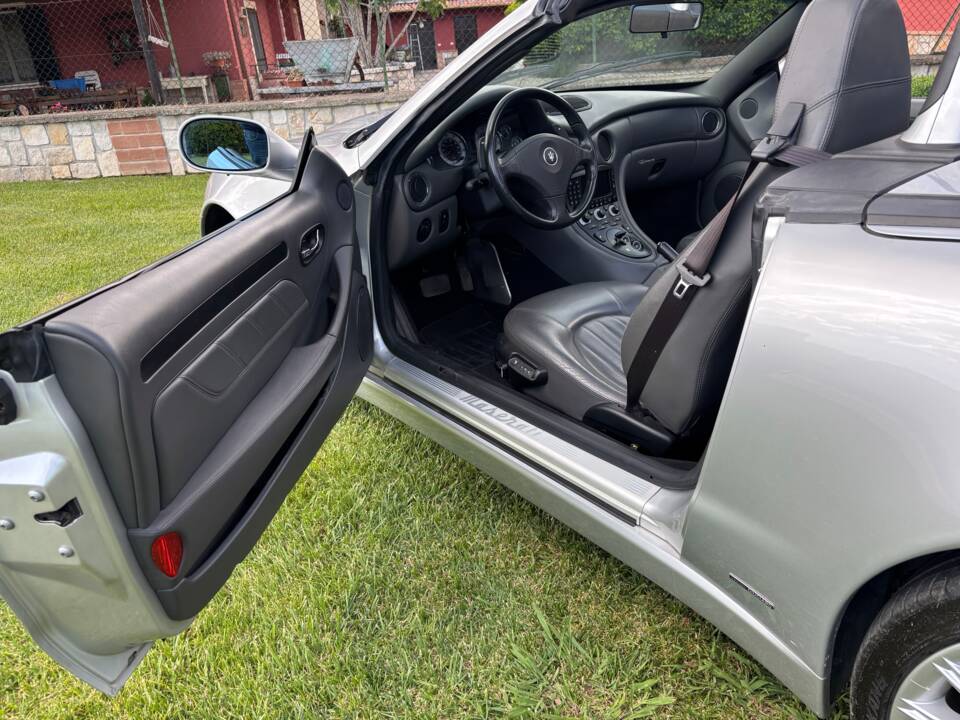 Image 14/27 of Maserati Spyder 4200 Cambiocorsa (2005)