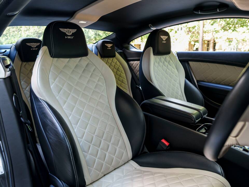 Imagen 27/35 de Bentley Continental GT V8 S (2016)
