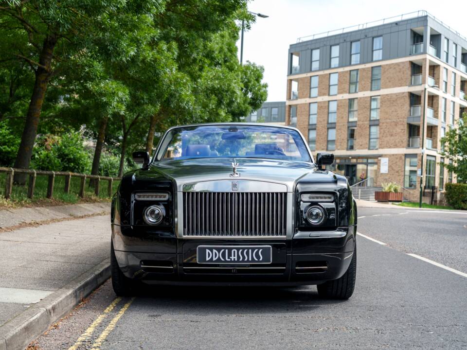 Image 8/35 of Rolls-Royce Phantom DHC (2008)