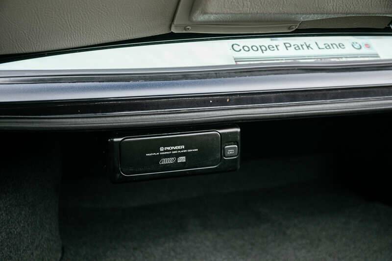 Bild 50/50 von BMW 635 CSi (1989)