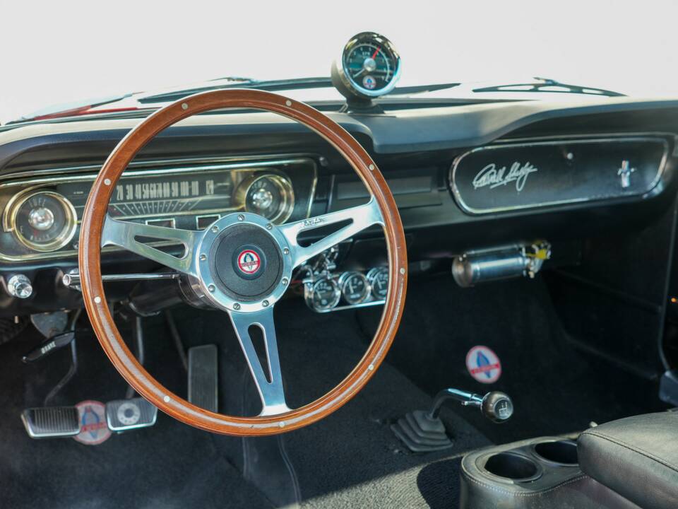 Image 40/50 of Ford Shelby GT 350 (1965)
