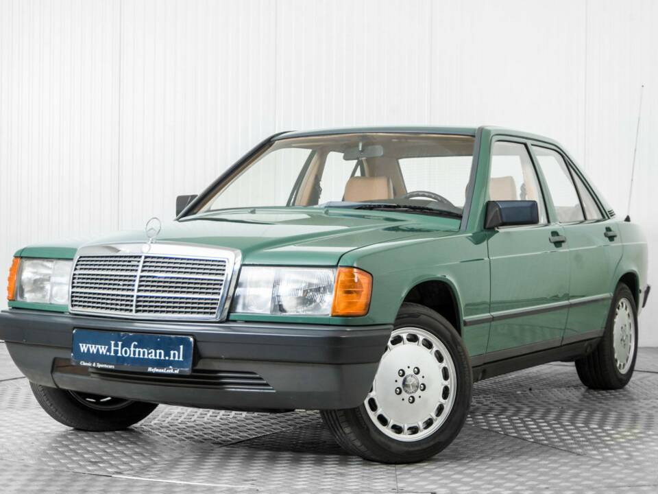 Obraz 3/50 pojazdu Mercedes-Benz 190 D 2.5 (1986)