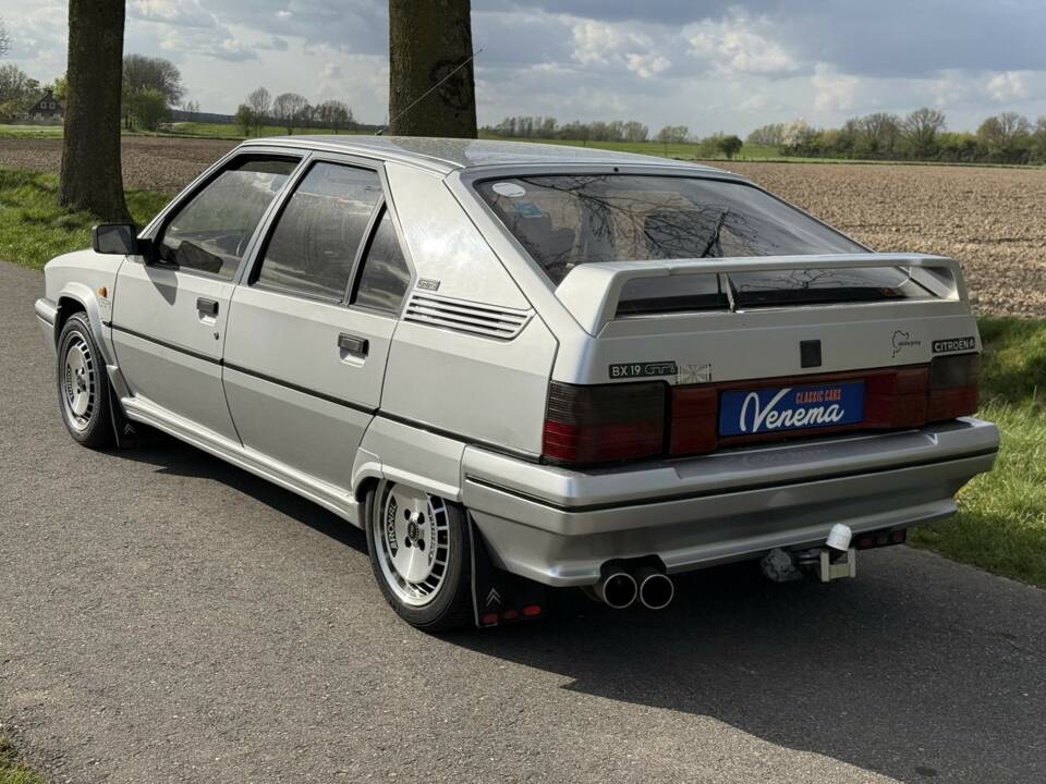 Imagen 4/17 de Citroën BX 19 Sport (1986)