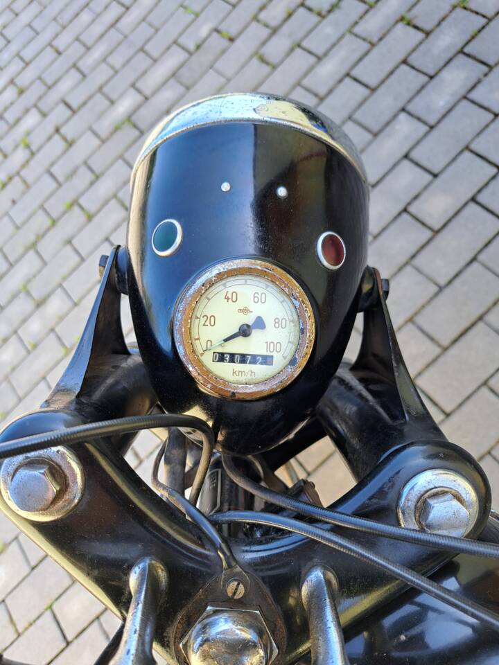 Bild 2/7 von MZ DUMMY (1959)