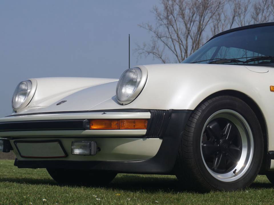 Imagen 14/44 de Porsche 911 Turbo 3.3 (1983)