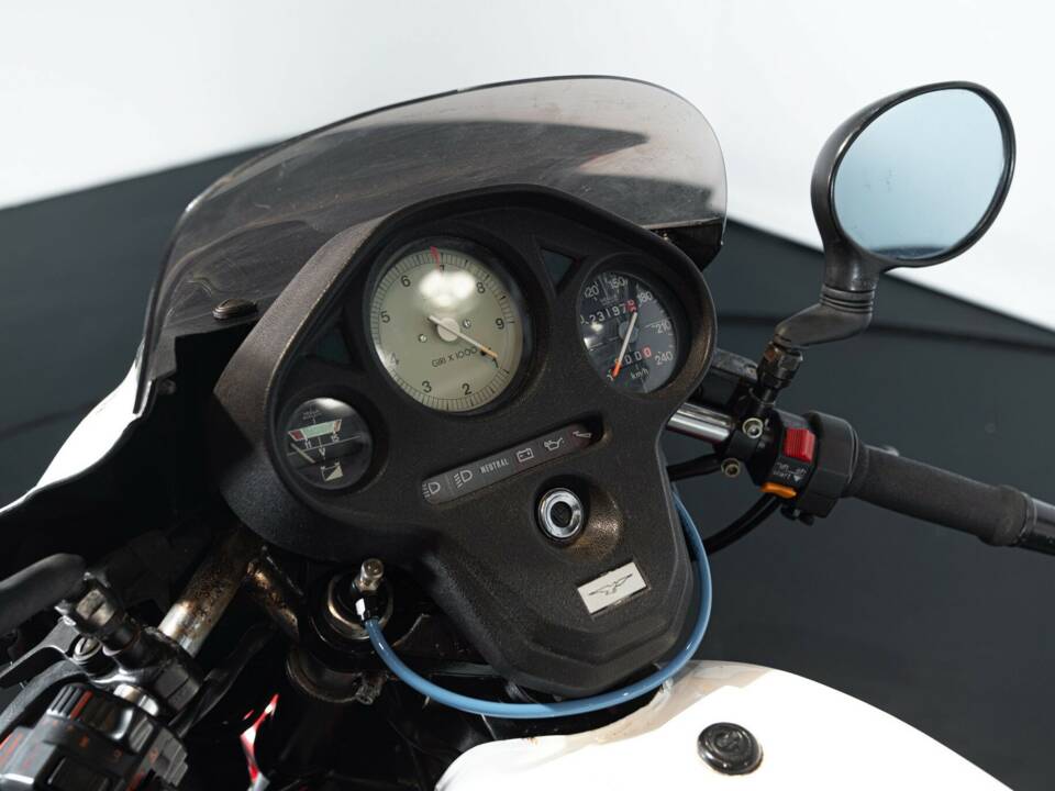 Bild 29/36 von Moto Guzzi V 65 Lario (1990)