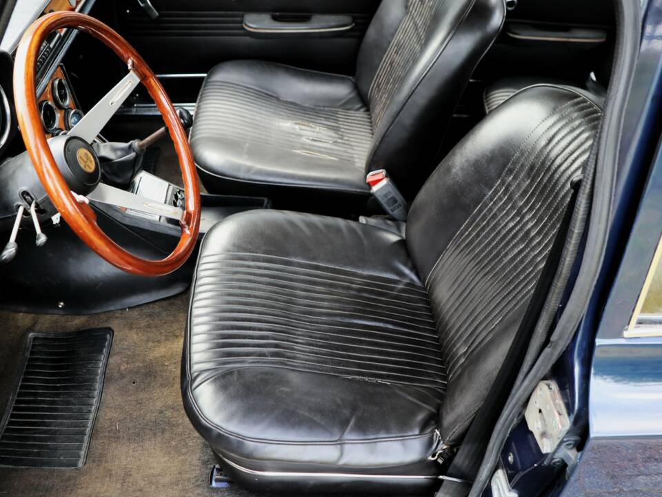 Image 14/50 of Alfa Romeo Giulia Nuova Super 1600 (1978)