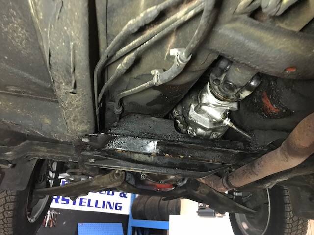 Image 50/91 of Volvo P 144 GL (1972)