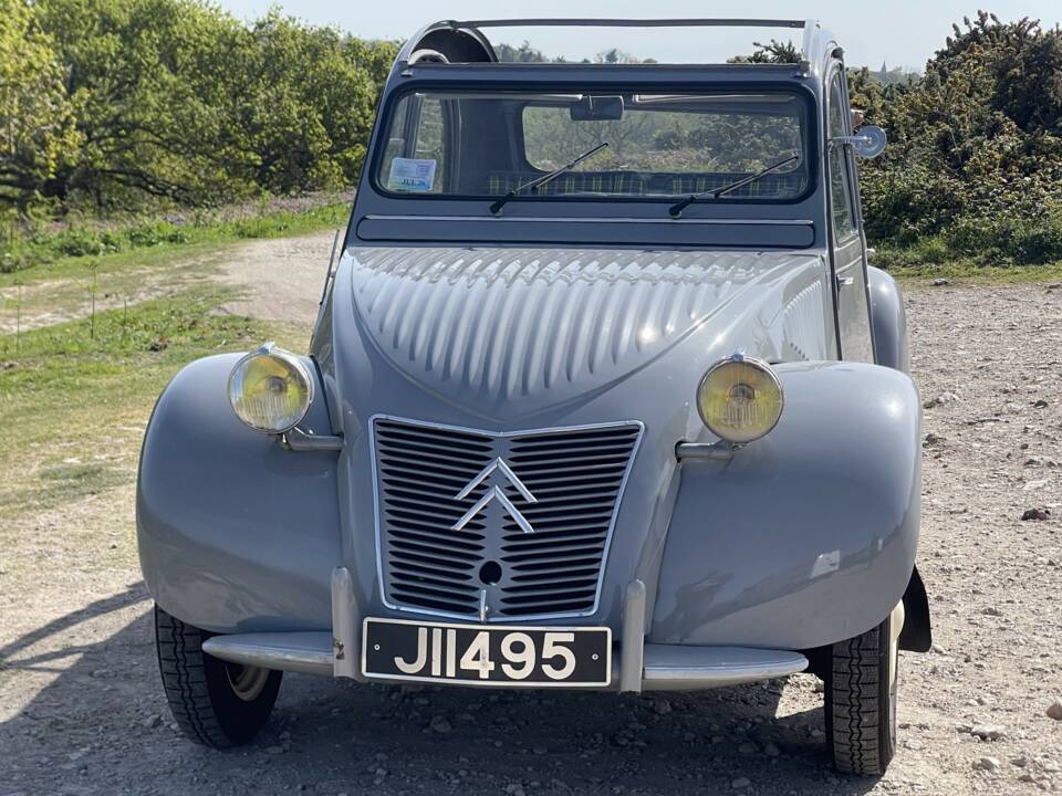 Image 5/12 de Citroën 2 CV  AZ (1956)