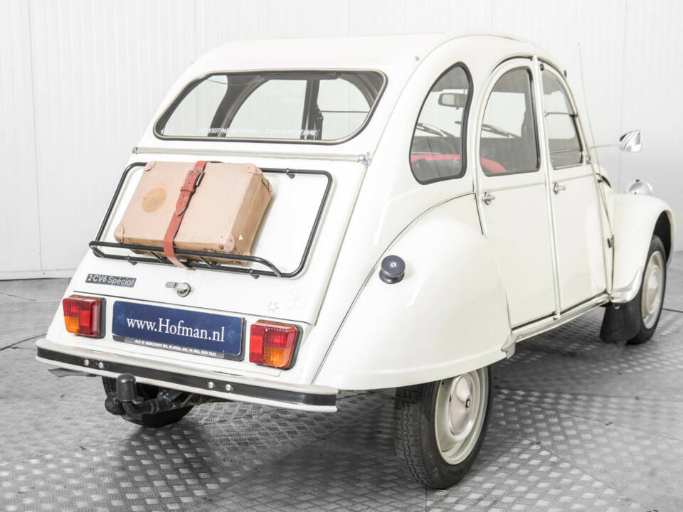 Image 26/50 de Citroën 2 CV 6 (1987)