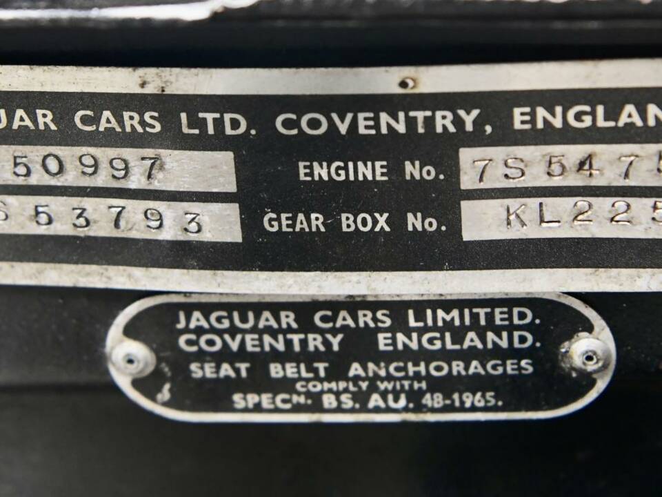 Image 34/50 de Jaguar Type E V12 (1972)