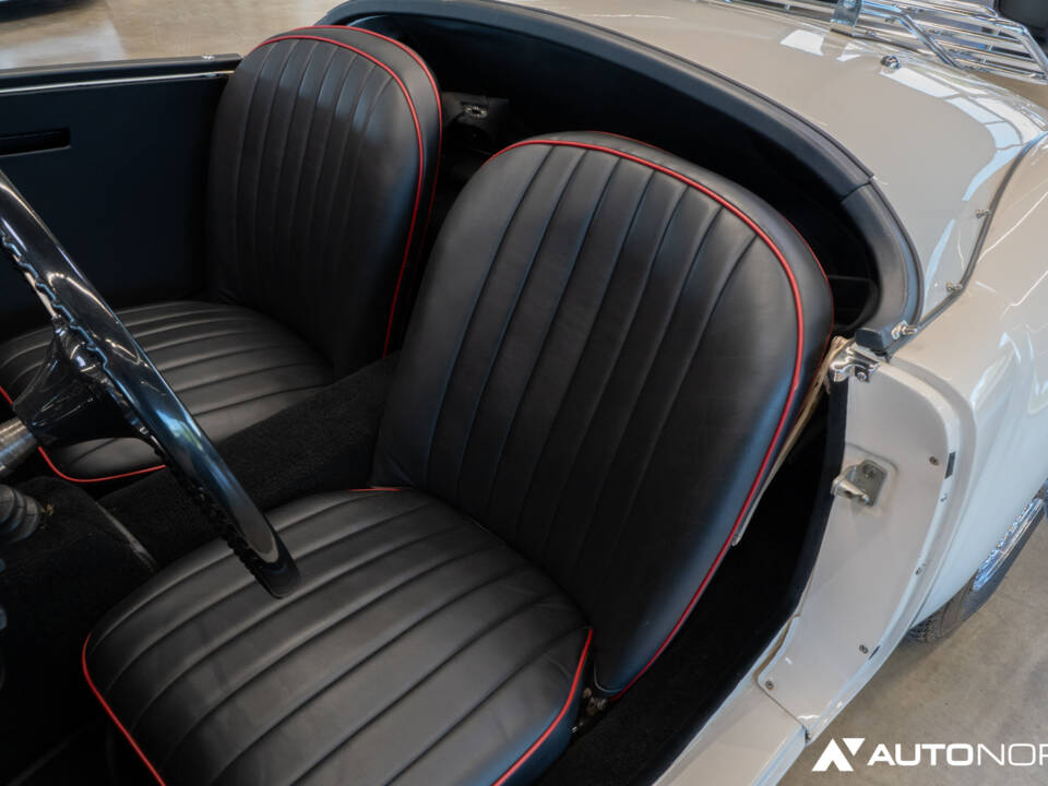 Image 50/65 of MG MGA 1600 (1960)
